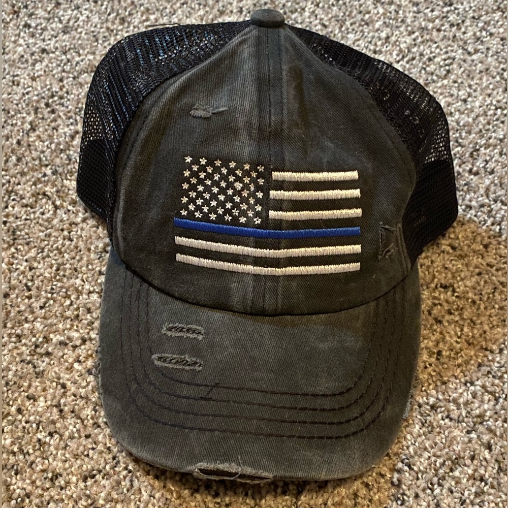 Black Distressed Women’s Thin Blue Line Police Hat